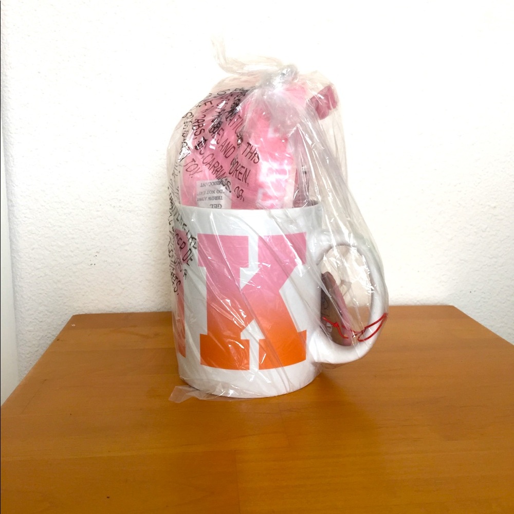 VS PINK Gift Set